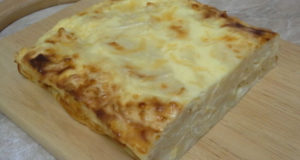 Быстрый пирог из лаваша с сыром