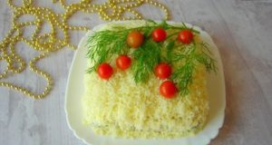 Новогодний салат с кальмарами