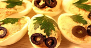 Фаршированные яйца