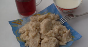 Клецки с яблочной начинкой