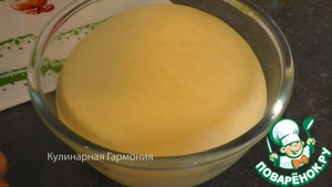 Сдобные рогалики с вареной сгущенкой и шоколадом
