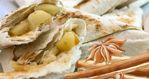 Пирожки из лаваша с яблоком бананом и корицей