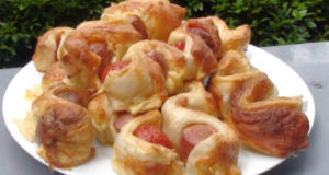 Шашлык из теста с сосисками