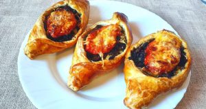 Пирожки-лодочки с мясом и картошкой