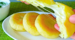 Картофельные зразы или пирожки с сыром