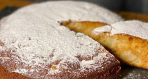 Грушевый пирог с медом и орехами