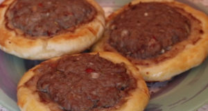 Открытые мясные пироги