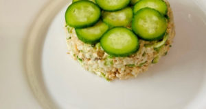 Салат с горбушей и рисом