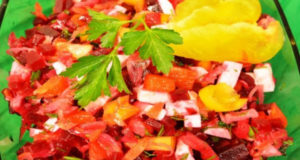 Лёгкий салат с овощами и сыром