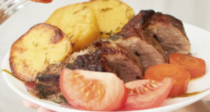 Свинина в рукаве с картошкой и морковкой