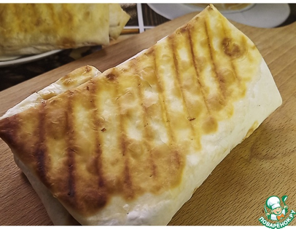 Шаурма с картошкой и курицей