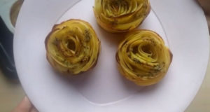 Розы из картофеля в духовке