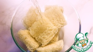 Фунчоза с курицей и овощами